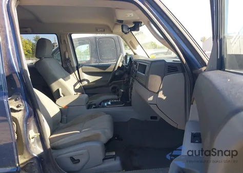 2006 Jeep Commander from USA, damaged, VIN 1J8HG48N66C128085